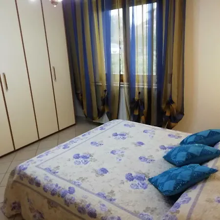 Cavernano Apartment *